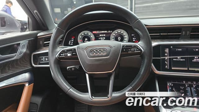 Audi A6 2021 — ფოტო 13/20