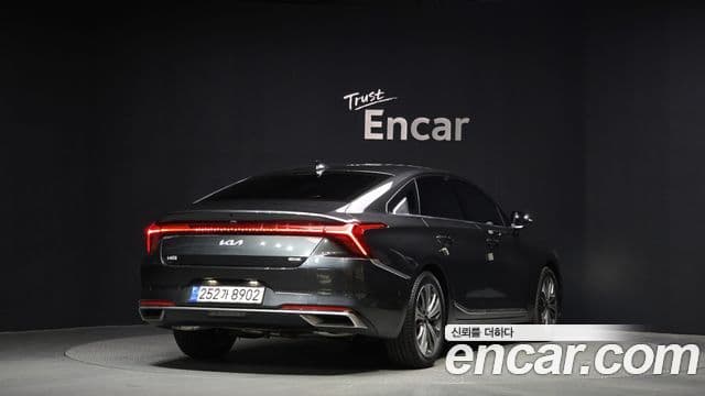 Kia K8 2022 — ფოტო 2/20