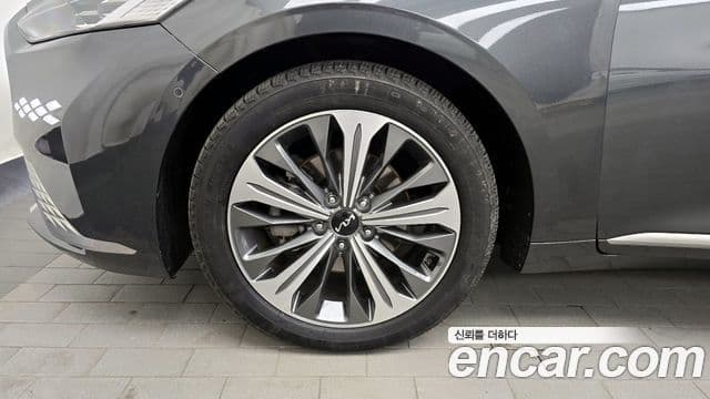 Kia K8 2022 — ფოტო 5/20
