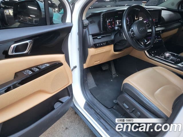 Kia Carnival 2020 — ფოტო 2/19