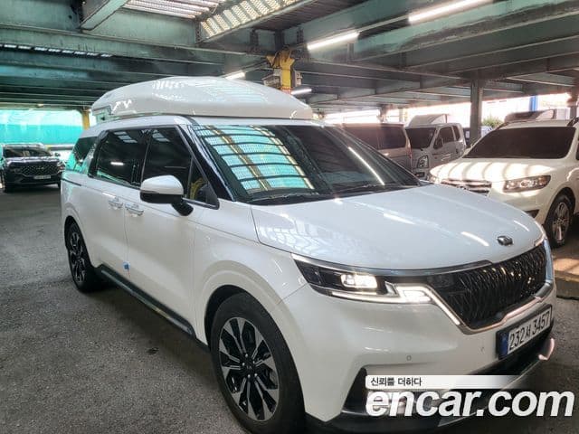 Kia Carnival 2020 — ფოტო 8/19