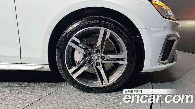 Audi A4 2021 — Şəkil 5/20