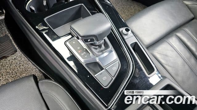 Audi A4 2021 — Şəkil 9/20