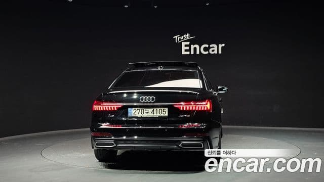 Audi A6 2023 — Photo 12/20
