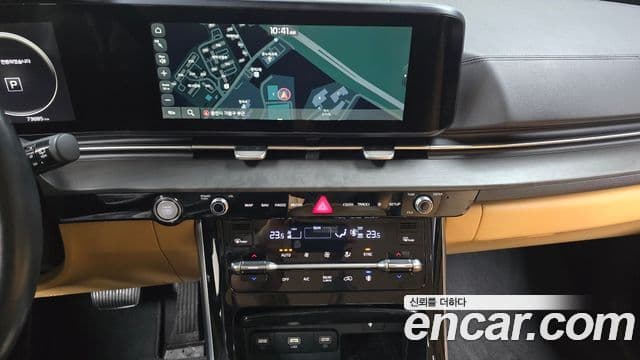 Kia Carnival 2021 — Şəkil 14/20
