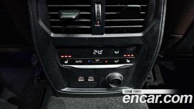 BMW 3 Series 2019 — ფოტო 19/20