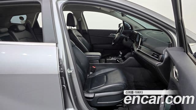 Kia Sportage 2021 — Şəkil 11/20