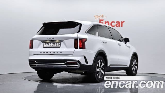 Kia Sorento 2022 — Фото 2/20