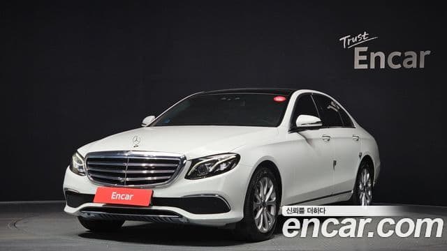 Mercedes-Benz E-Class 2019 — ფოტო 1/20