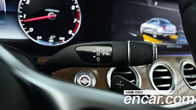 Mercedes-Benz E-Class 2019 — ფოტო 9/20