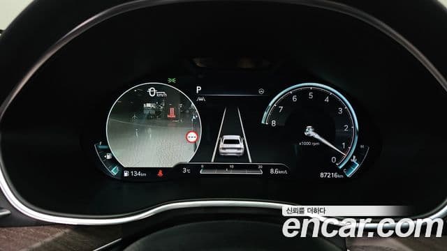 Genesis Electrified G80 2022 — ფოტო 8/20