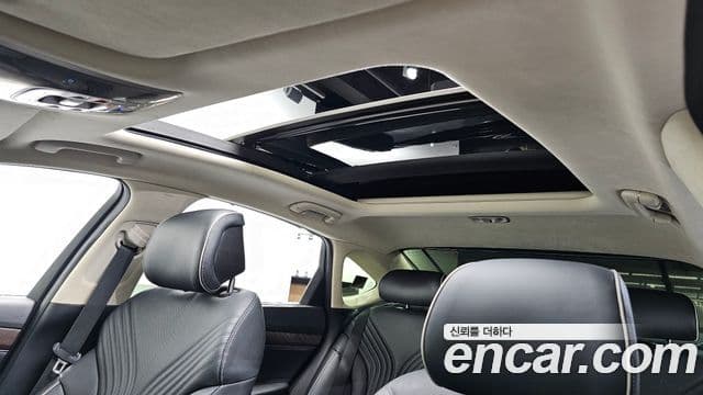 Genesis Electrified G80 2022 — ფოტო 18/20
