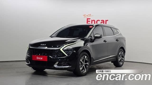 Kia Sportage 2022 — Фото 1/20
