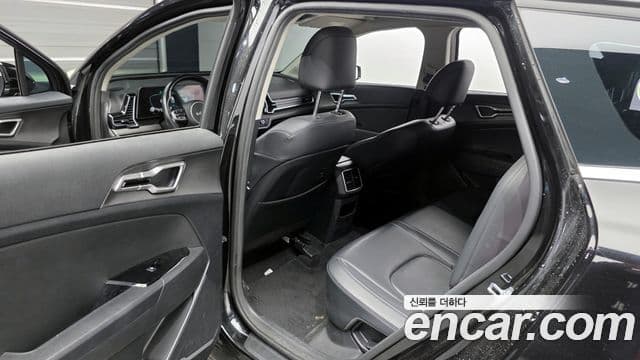 Kia Sportage 2022 — Фото 11/20