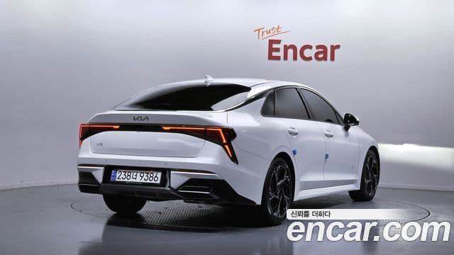 Kia K5 2024 — Şəkil 1/20