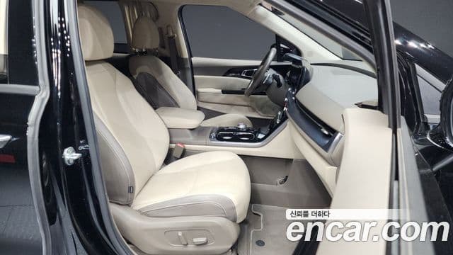 Kia Carnival 2021 — Şəkil 11/20