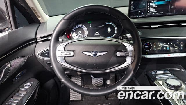 Genesis GV70 2021 — ფოტო 12/20