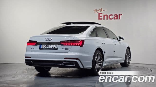 Audi A6 2022 — Фото 1/20