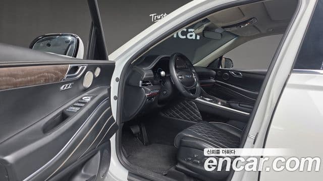 Genesis GV80 2022 — ფოტო 13/20