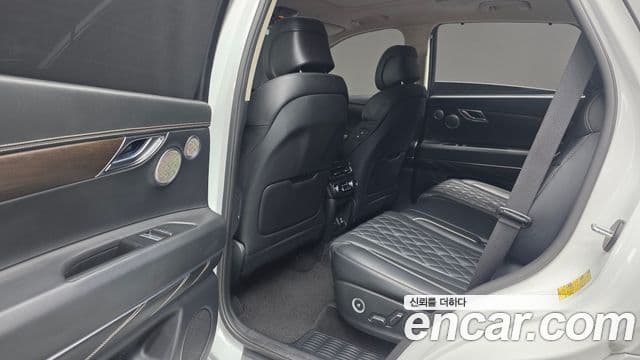Genesis GV80 2022 — ფოტო 17/20