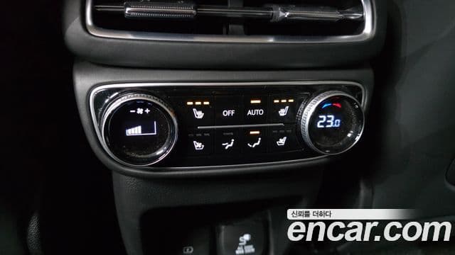 Genesis GV80 2022 — ფოტო 18/20