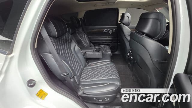 Genesis GV80 2022 — ფოტო 19/20