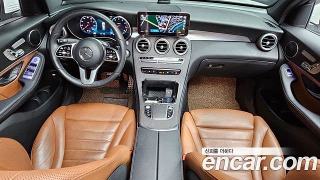 Mercedes-Benz GLC-Class 2020 — Şəkil 7/20