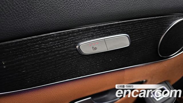 Mercedes-Benz GLC-Class 2020 — Şəkil 17/20