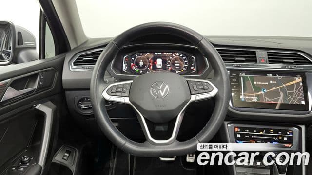 Volkswagen Tiguan Allspace 2022 — Фото 13/20