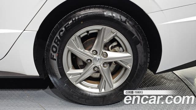 Hyundai Sonata Hybrid 2022 — Şəkil 8/20
