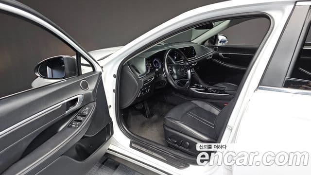 Hyundai Sonata Hybrid 2022 — Şəkil 1/20