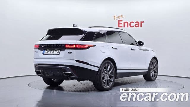 Land Rover Range Rover Velar 2022 — Фото 2/20