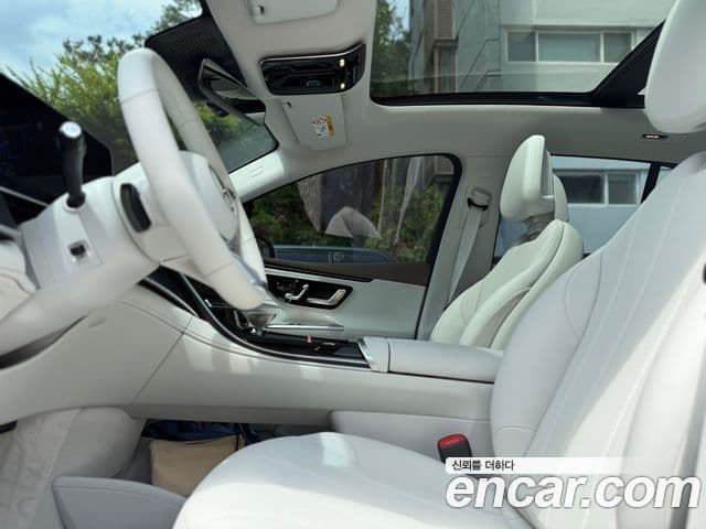 Mercedes-Benz EQE SUV 2024 — ფოტო 7/17