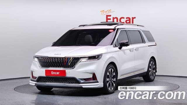 Kia Carnival 2021 — ფოტო 1/20