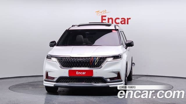 Kia Carnival 2021 — ფოტო 3/20