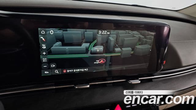 Kia Carnival 2021 — ფოტო 14/20