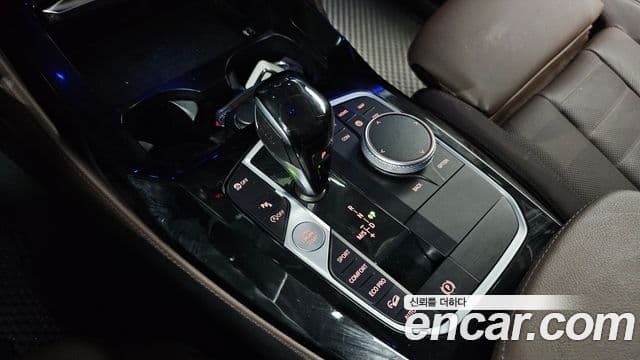 BMW X4 2023 — Şəkil 9/20