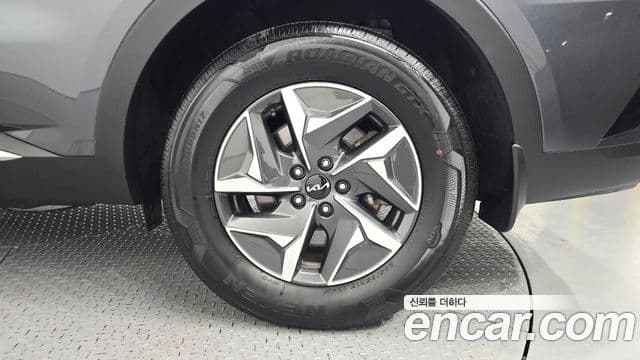 Kia Sorento 2022 — ფოტო 5/20