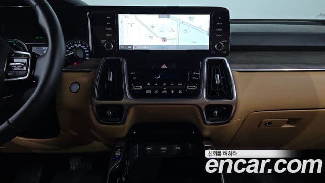Kia Sorento 2022 — ფოტო 14/20