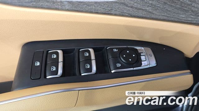 Kia Sorento 2022 — ფოტო 18/20