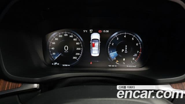 Volvo S60 2022 — Şəkil 8/20