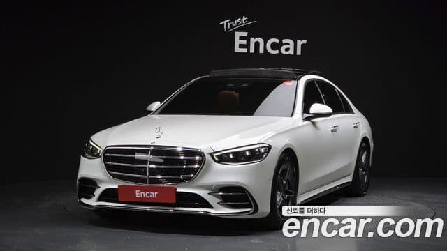 Mercedes-Benz S-Class 2022 — Photo 18/20