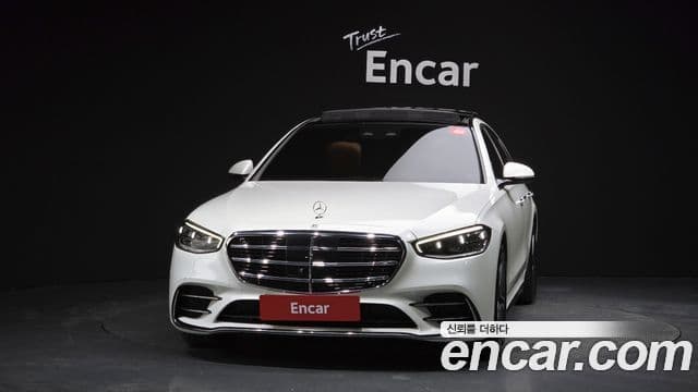 Mercedes-Benz S-Class 2022 — Photo 11/20