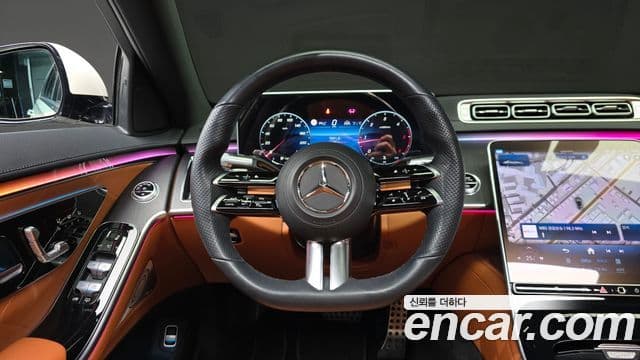 Mercedes-Benz S-Class 2022 — Photo 10/20