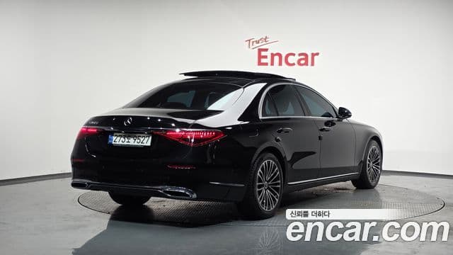 Mercedes-Benz S-Class 2022 — ფოტო 2/20
