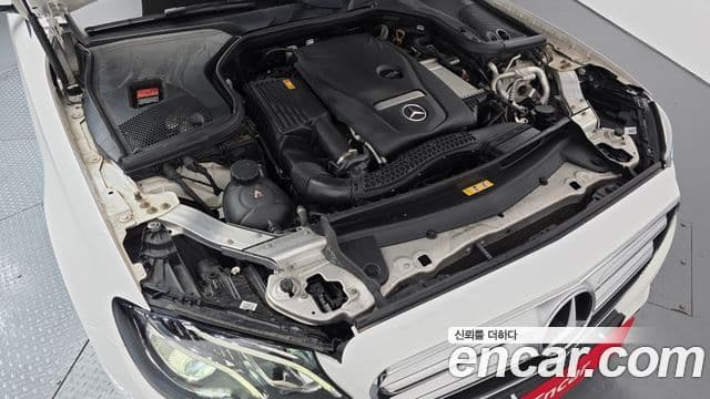 Mercedes-Benz E-Class 2019 — Şəkil 7/20