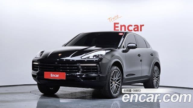 Porsche Cayenne 2022 — ფოტო 1/20
