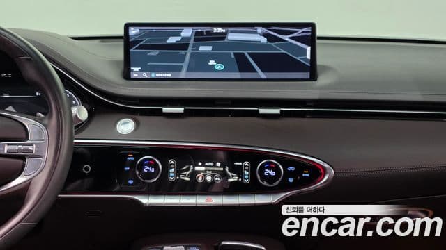 Genesis GV70 2021 — фото 15 из 20