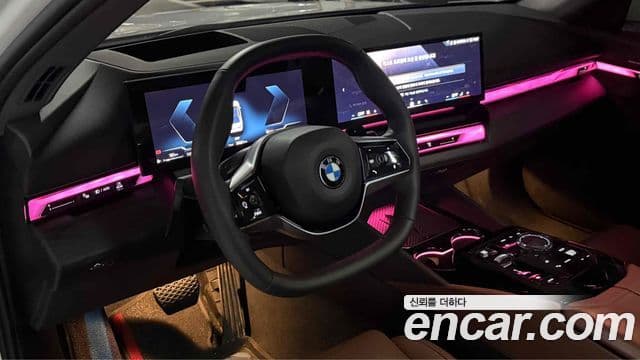 BMW 5 Series 2024 — ფოტო 6/14