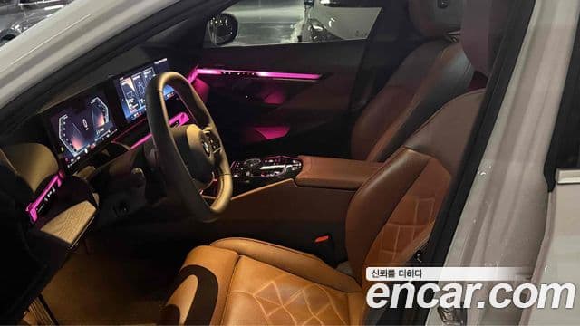 BMW 5 Series 2024 — фото 7 из 14